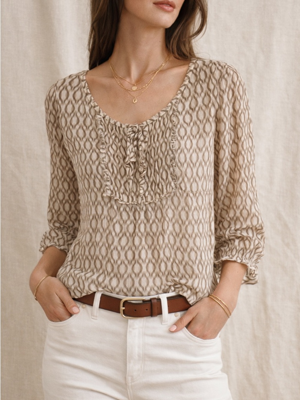 Banana Republic 100% Silk Ruffle Boho Blouse Neutral Print M Preppy Quiet Luxury